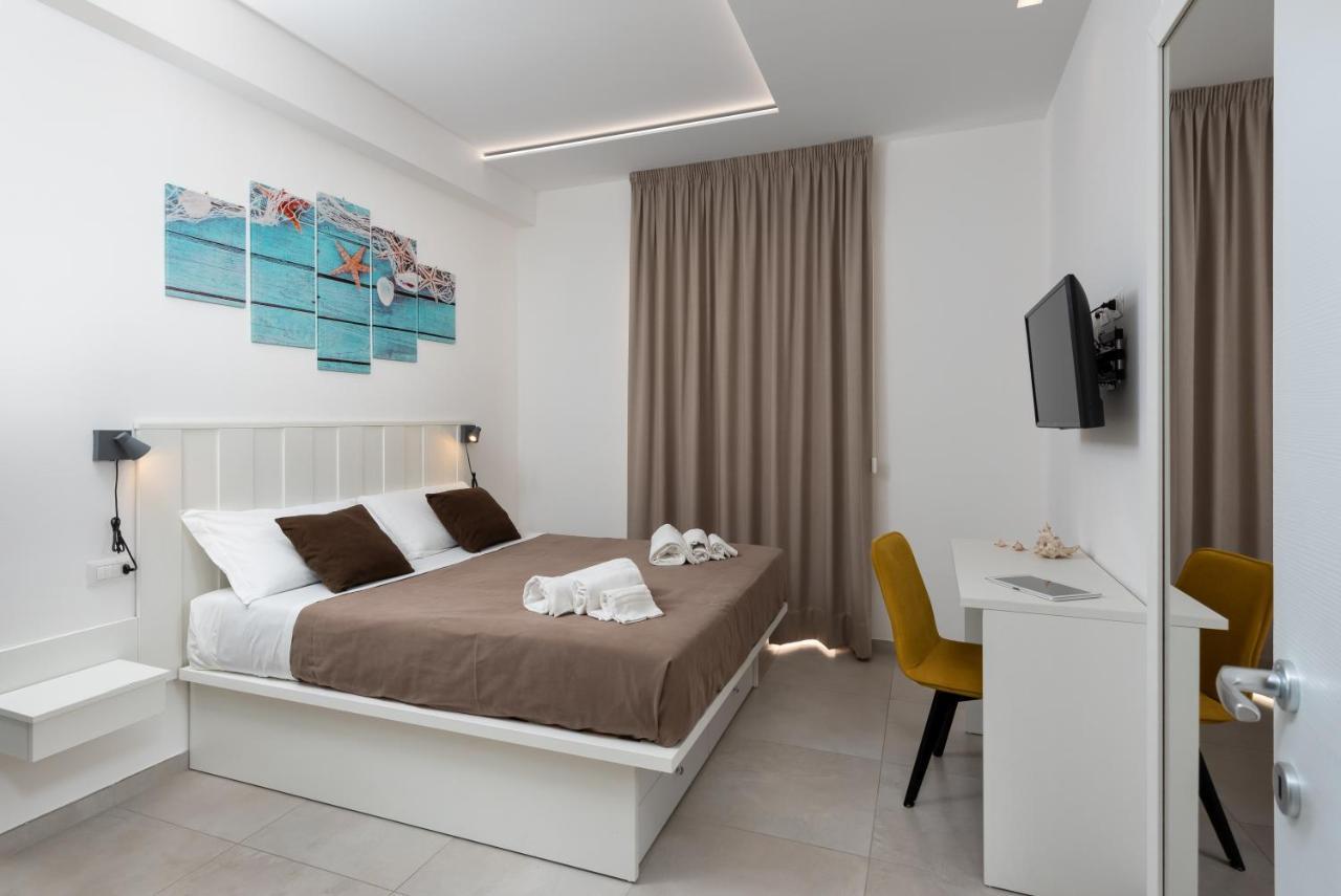 Isule Apartments 圣维托罗卡波 外观 照片